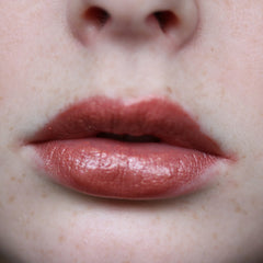 697 Lipstick Champagne Plump